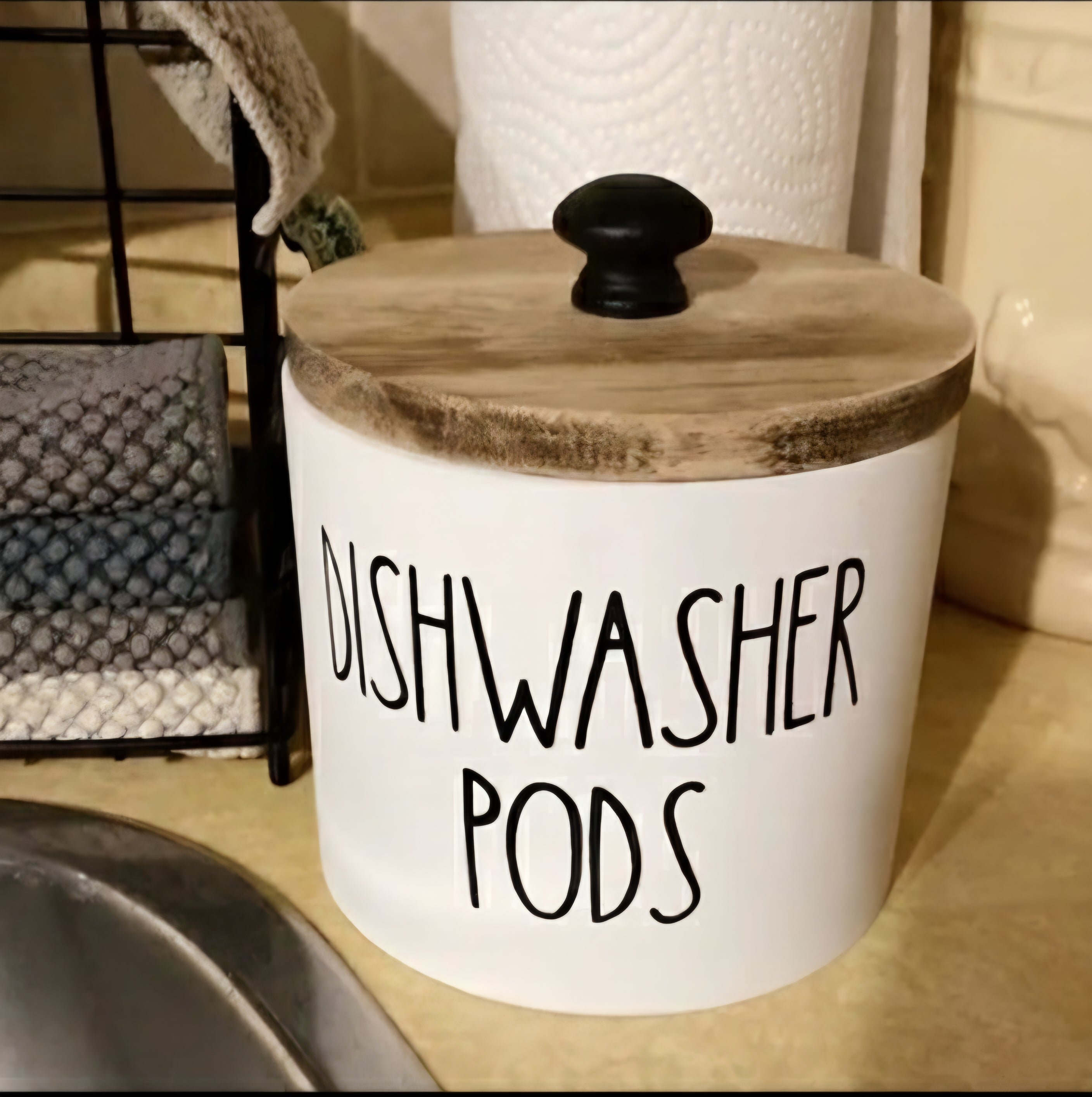 Chic Farmhouse Dishwasher Pod Holder
